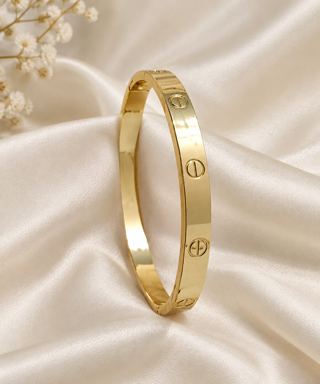 Anti tarnish stenles steel Gold Plated Screw Motif Bangle Bracelet for Women